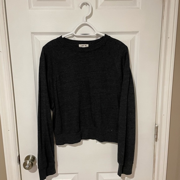 Trying to get rid of some clothes that don’t fit me anymore. All in great shape. - Picture 6 of 8